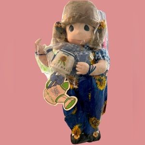 Precious Moments Sunny September #1437 12"